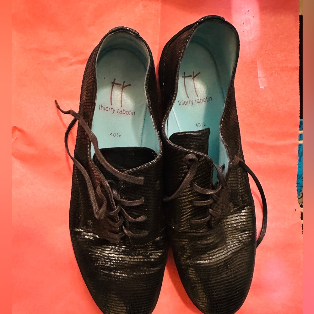 Thierry Rabotin Textured Black Lace-Up Shoes
